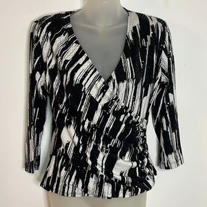 MSK Black & White Abstract Brushstroke Faux Wrap Blouse Ruched 3/4 Sleeve Top